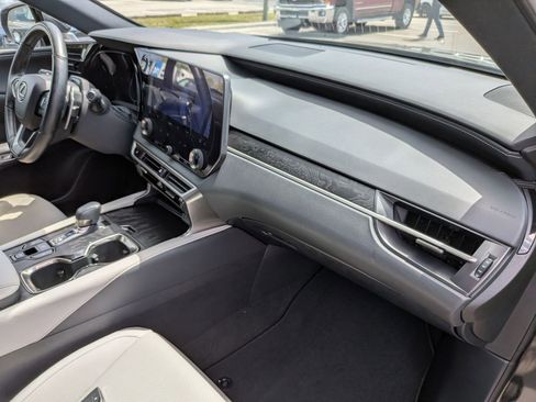 Used 2024 Lexus RX 350 Premium w/ Convenience Package FWD image 40