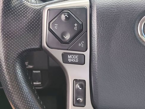 Certified 2016 Toyota Tacoma SR5 w/ Towing Package image 24