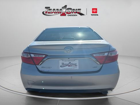 Used 2016 Toyota Camry SE FWD image 6