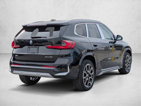 Used 2026 BMW X1 xDrive28i w/ Technology Package AWD/4WD image 2