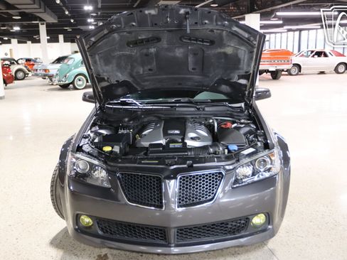 Used 2009 Pontiac G8 GT w/ Premium Package image 26
