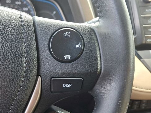 Used 2013 Toyota RAV4 Limited AWD/4WD image 22