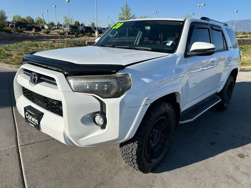 Used 2020 Toyota 4Runner SR5 Premium AWD/4WD image 3