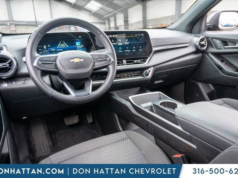 Used 2025 Chevrolet Equinox LT image 22