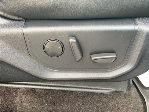 Certified 2020 Ford Expedition XLT w/ Equipment Group 201A AWD/4WD image 12