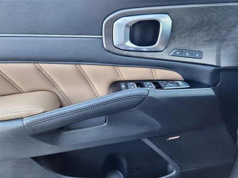 New 2026 Kia Sorento SX Prestige image 16