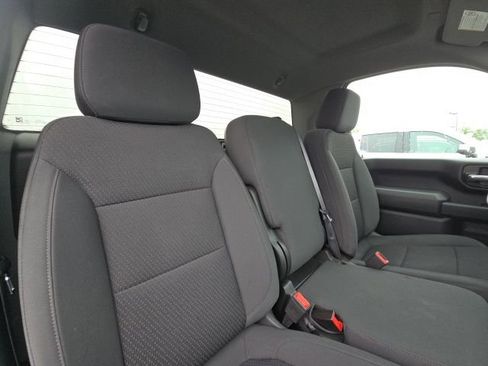 Used 2022 GMC Sierra 2500 Pro w/ Convenience Package image 17