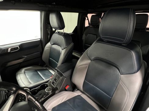 Used 2021 Ford Bronco Outer Banks AWD/4WD image 15