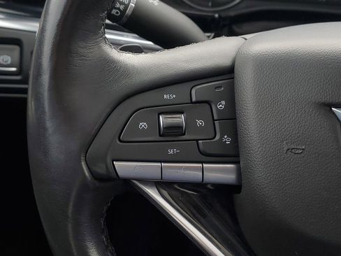 Used 2021 Cadillac XT6 Premium Luxury image 18