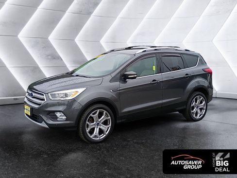 Used 2019 Ford Escape Titanium AWD/4WD image 1