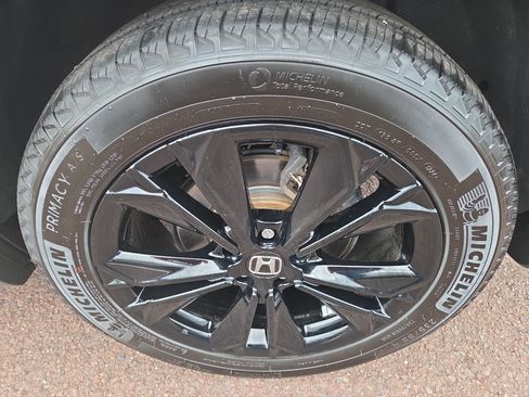 Used 2024 Honda CR-V Sport Touring image 11