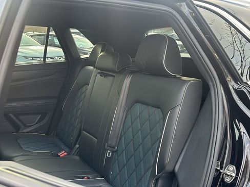 Used 2025 Volkswagen Atlas Cross Sport SEL Premium R-Line image 27