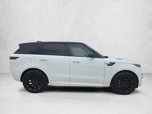 Used 2026 Land Rover Range Rover Sport Dynamic SE AWD/4WD image 7