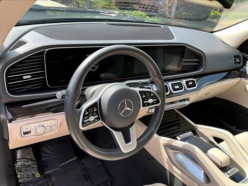 Used 2020 Mercedes-Benz GLS 450 4MATIC image 13
