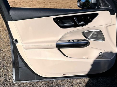 New 2025 Mercedes-Benz C 300 Sedan image 21