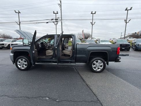 Used 2019 GMC Sierra 2500 SLT w/ Duramax Plus Package image 44
