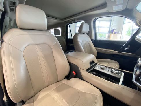 Used 2022 Ford Expedition Max Limited AWD/4WD image 29