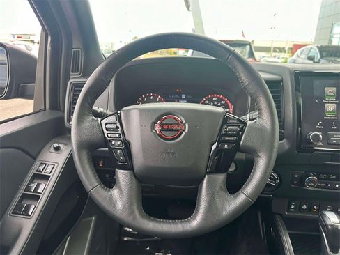 Certified 2022 Nissan Frontier PRO-4X w/ Pro-4X Premium Package image 15