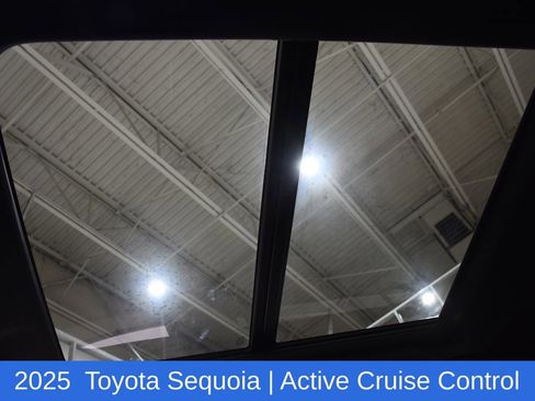 Used 2025 Toyota Sequoia Platinum AWD/4WD image 25