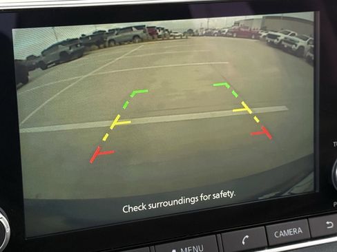 Used 2025 Nissan Sentra SV image 17