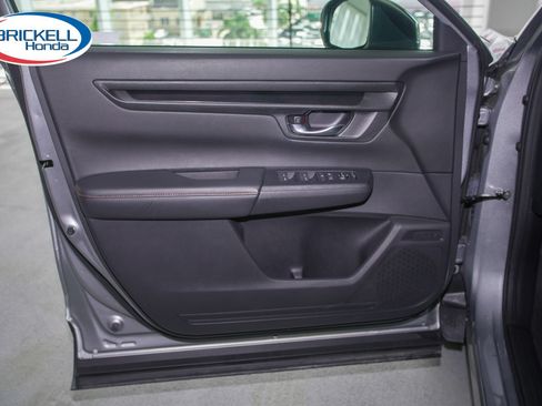 Used 2024 Honda CR-V Sport image 12