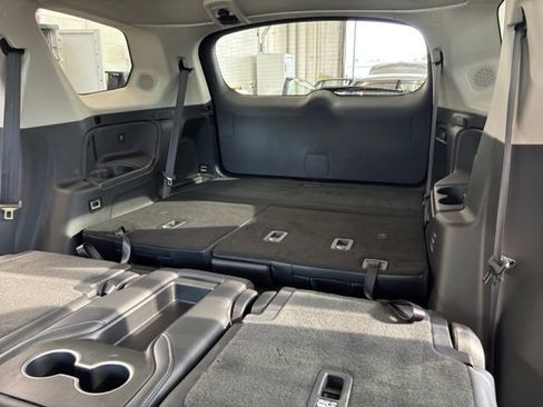 Used 2025 Honda Pilot Elite image 26