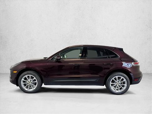 Used 2026 Porsche Macan AWD/4WD image 2