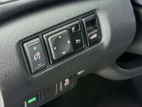 Used 2019 Nissan Sentra S image 9