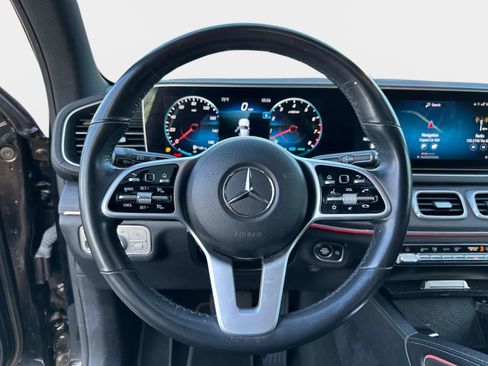 Used 2021 Mercedes-Benz GLS 450 4MATIC image 27