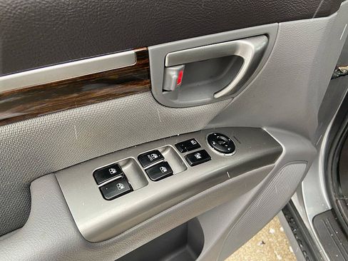 Used 2010 Hyundai Santa Fe GLS w/ Premium Pkg 2 image 5