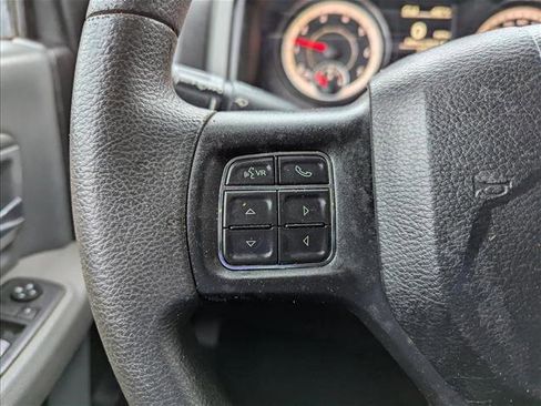 Used 2019 RAM 1500 Classic SLT image 13