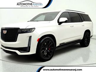 Used 2022 Cadillac Escalade Sport w/ Touring Package AWD/4WD video 1