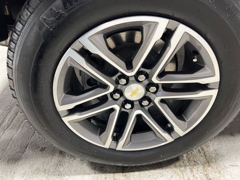 Used 2021 Chevrolet Colorado W/T w/ Custom Special Edition image 39