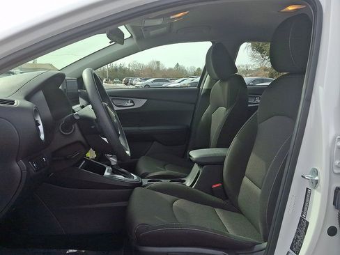 Certified 2023 Kia Forte LXS image 14