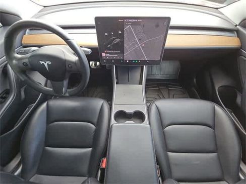 Used 2020 Tesla Model 3 Performance image 14