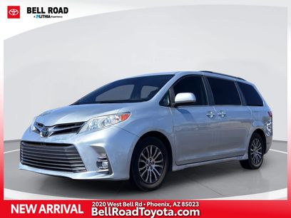 Used 2020 Toyota Sienna XLE w/ XLE Navigation Package