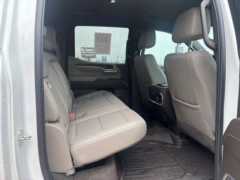 Used 2024 GMC Sierra 1500 SLT w/ SLT Premium Plus Package AWD/4WD image 14
