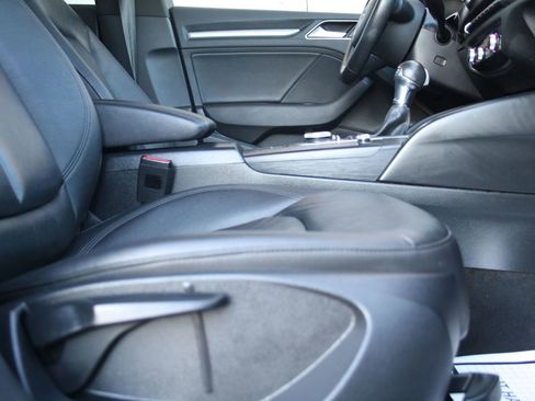 Used 2016 Audi A3 1.8T Premium image 9