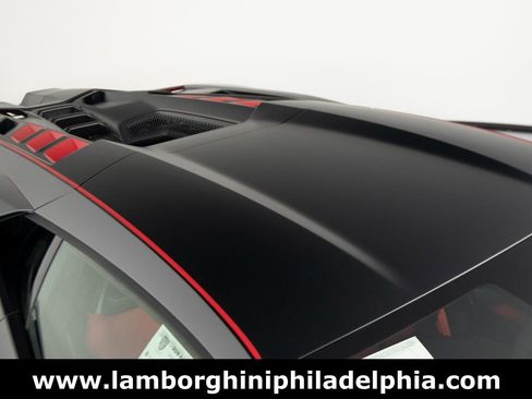 Used 2024 Lamborghini Revuelto image 44