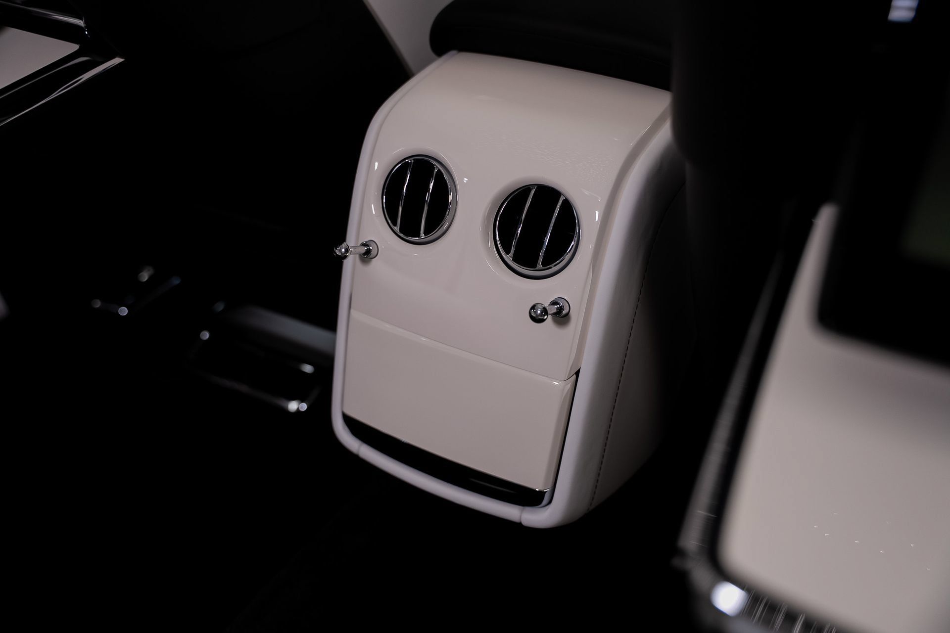 Used 2024 Rolls-Royce Phantom Extended Wheelbase RWD image 78