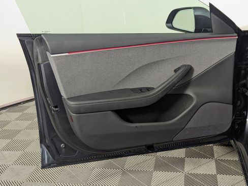 Used 2024 Tesla Model 3 Standard Range image 47