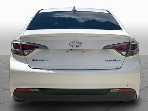 Used 2016 Hyundai Sonata SE FWD image 5