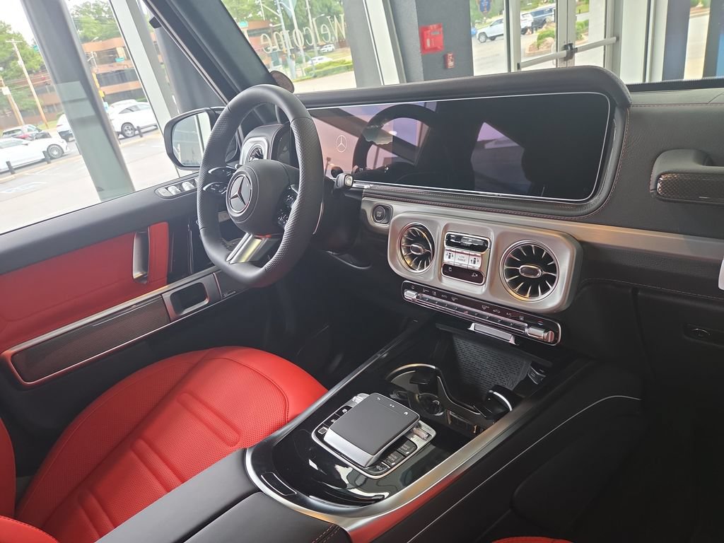 New 2027 Mercedes-Benz G 580 e image 17