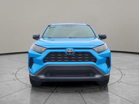 Used 2021 Toyota RAV4 LE image 14