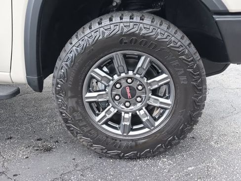 New 2026 GMC Sierra 1500 AT4X AWD/4WD image 10