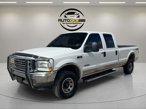 Used 2004 Ford F350 Lariat AWD/4WD image 3