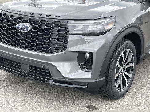 New 2026 Ford Explorer ST-Line AWD/4WD image 13