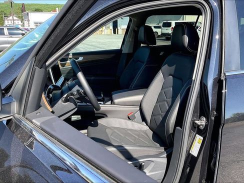 Used 2026 Volkswagen Atlas SE AWD/4WD image 23