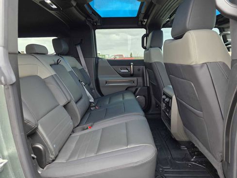 Used 2024 GMC Hummer EV 3X AWD/4WD image 12