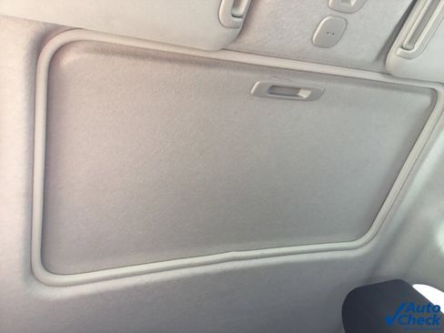 Used 2017 Nissan Juke SV image 36